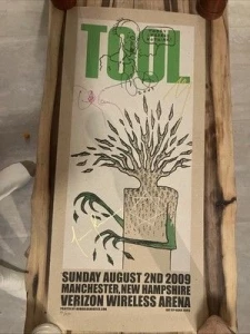 TOOL Manchester 09 Jones